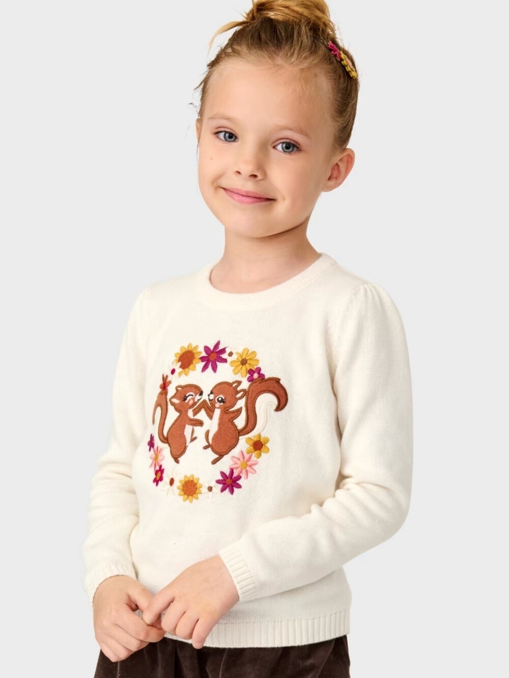 Gymboee "Happy Harvest"embroidered squirrel sweater - Picture 2 of 9